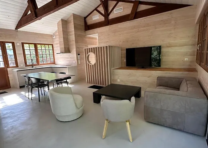 Le Refuge Du Pyla * لا تاسْتْ دو بوك