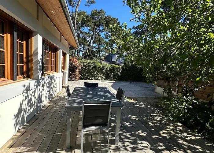 Le Refuge Du Pyla * لا تاسْتْ دو بوك